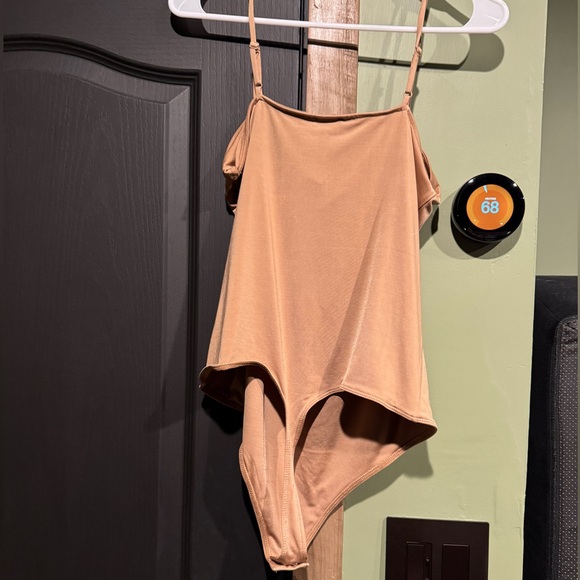 Express body suit - Picture 3 of 4